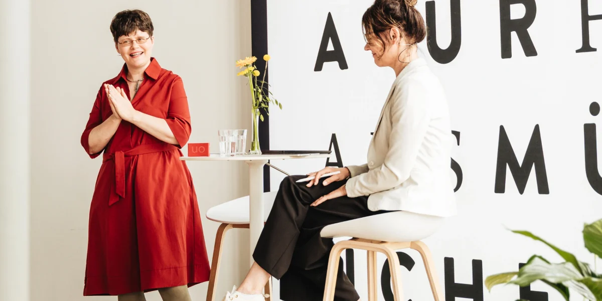 Dein perfekter Elevator Pitch als Juristin: 4 Schritte zum Erfolg