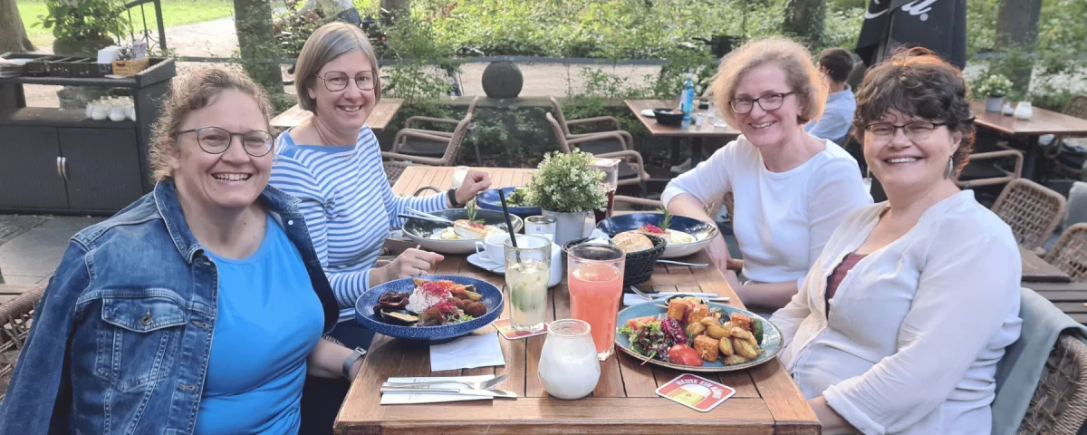 JMK 244 - Sichtbar werden & durchstarten: Ahlke Wolf-Arnold über Personal Branding und strategisches Networking als selbständige Anwältin